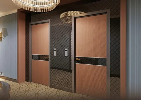 درب چوبی با قاب آلومینیومی؛ ترکیبی لوکس و مقاوم برای معماری مدرن